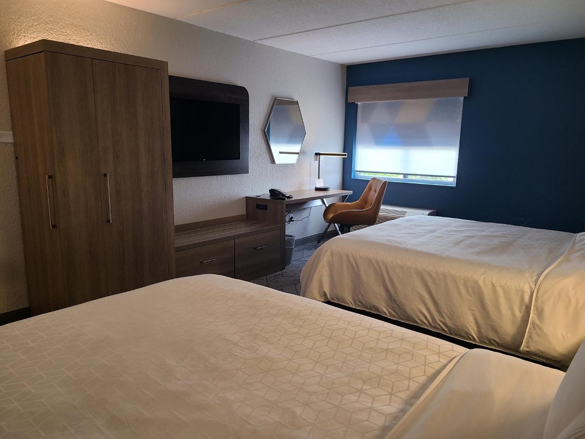 Holiday Inn Express Fort Lauderdale North - Executive Airport By Ihg Екстериор снимка